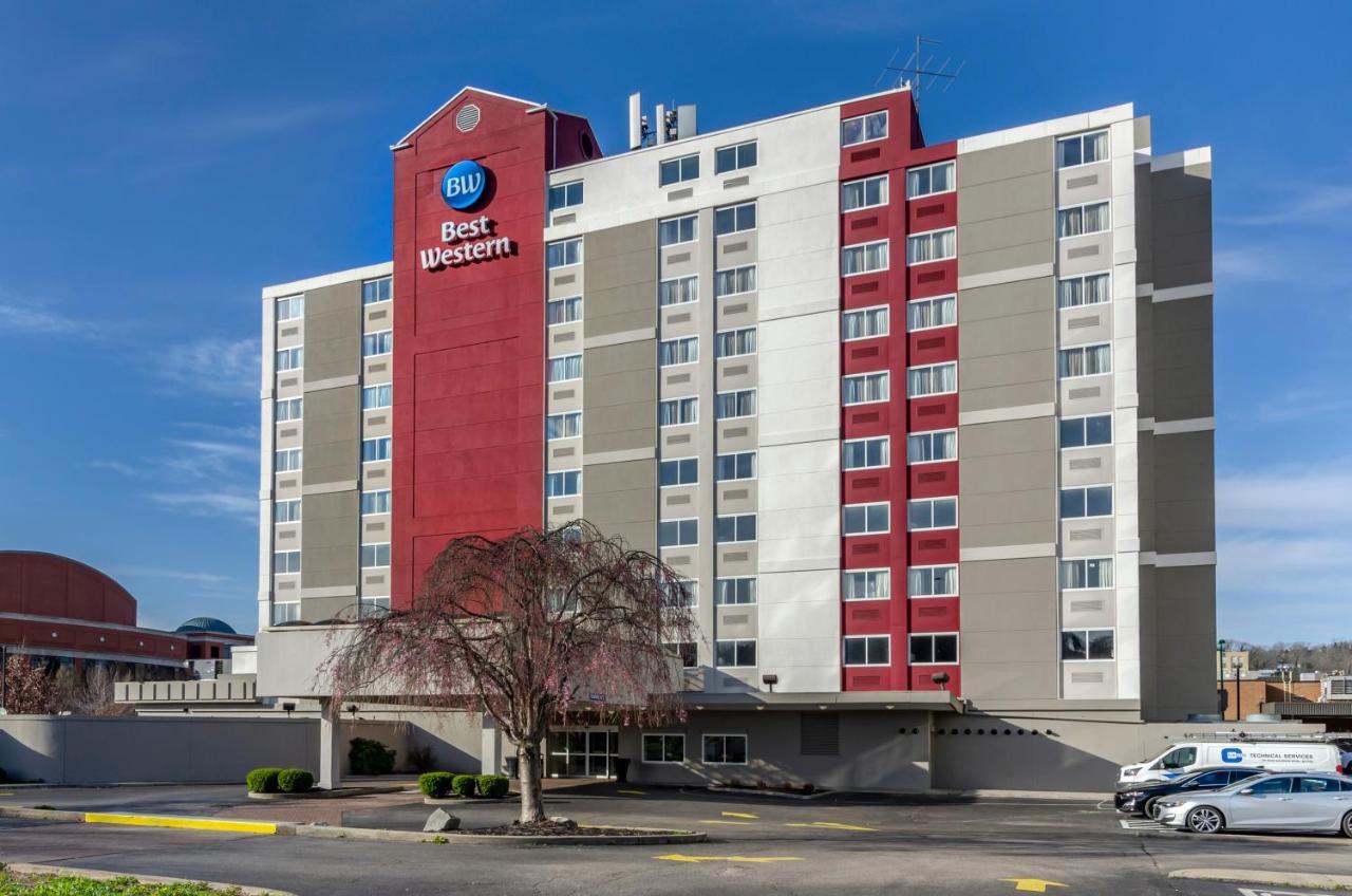 Charleston Tower Hotel Exterior photo